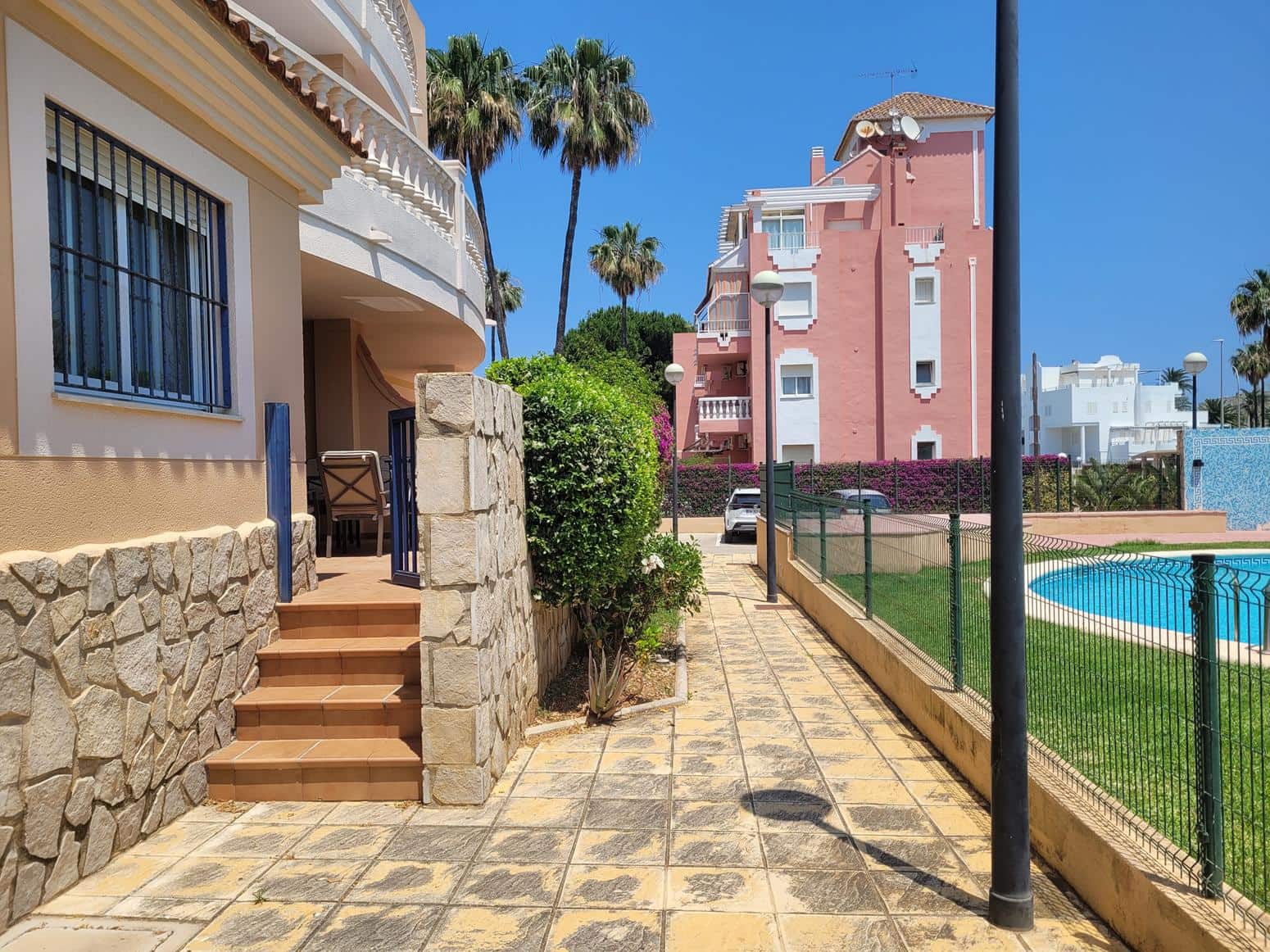 2 sypialnia Apartament przy plaży na sprzedaż w Denia z basenem garażem - 279 000 € (Ref: 9991782)
