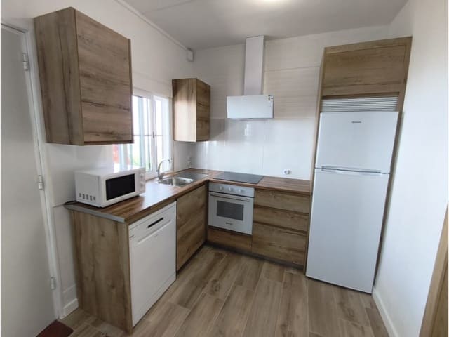 2 makuuhuone Maalaistalo vuokrattavana paikassa Torrox Pueblo, Torrox mukana uima-altaan 
autotalli - 1 300 € (Ref: 10055214)