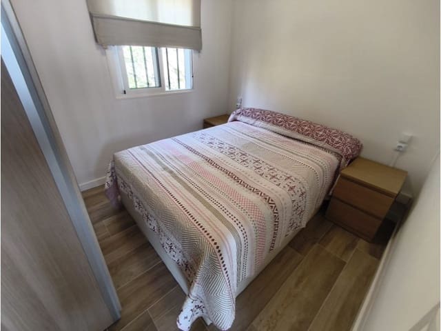 2 makuuhuone Maalaistalo vuokrattavana paikassa Torrox Pueblo, Torrox mukana uima-altaan 
autotalli - 1 300 € (Ref: 10055214)