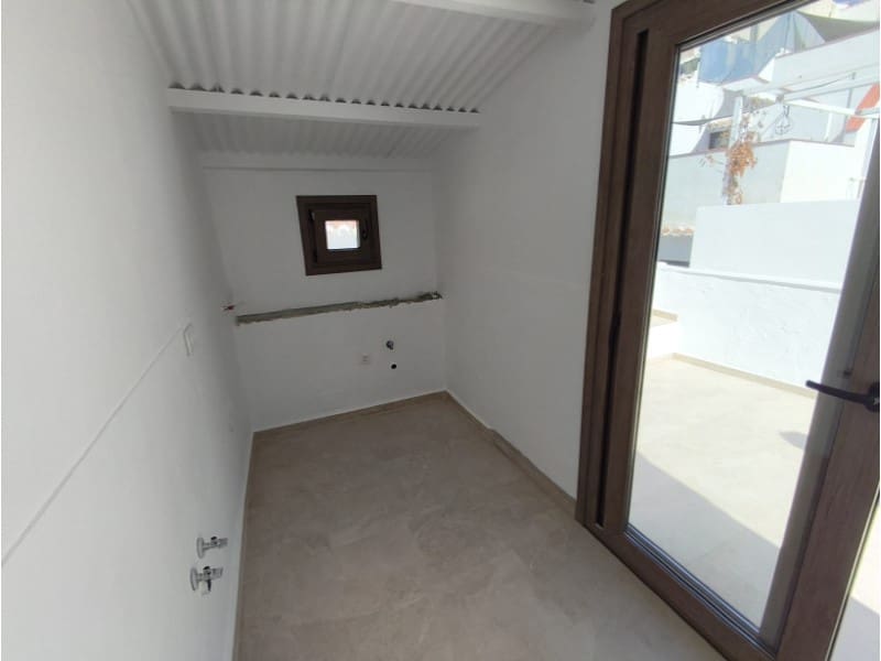 Casa de 2 habitaciones en Cómpeta en venta - 289.000 € (Ref: 10081055)