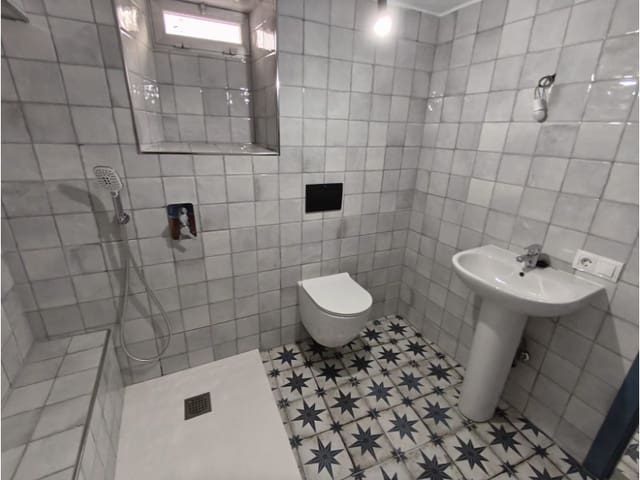 Casa de 2 habitaciones en Cómpeta en venta - 289.000 € (Ref: 10081055)