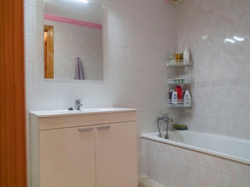 4 bedroom Townhouse for sale in Competa - € 164,000 (Ref: 7963347)