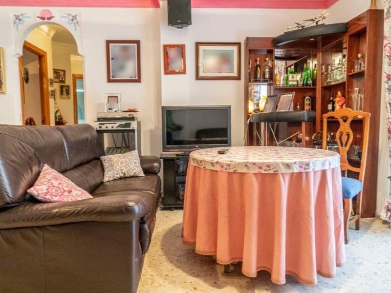 4 bedroom Townhouse for sale in Competa - € 164,000 (Ref: 7963347)
