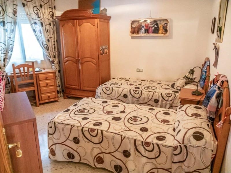 4 bedroom Townhouse for sale in Competa - € 164,000 (Ref: 7963347)