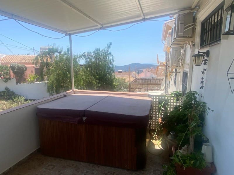 4 chambre Maison de Ville à vendre à Competa avec piscine garage - 199 500 € (Ref: 7963348)