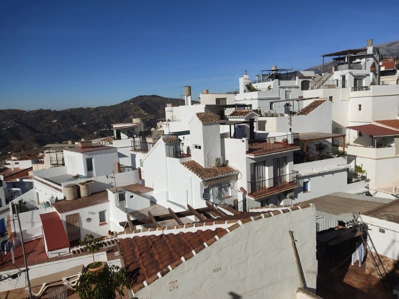 2 soveværelse Byhus til salg i Competa - € 85.000 (Ref: 7963352)