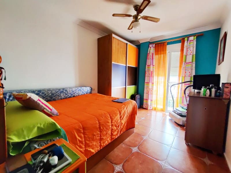 4 soverom Hus til salgs i Canillas de Albaida - € 429 000 (Ref: 8148651)