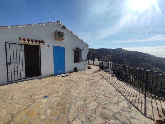 4 bedroom Finca/Country House for sale in Cómpeta - € 498,000 (Ref: 8169123)