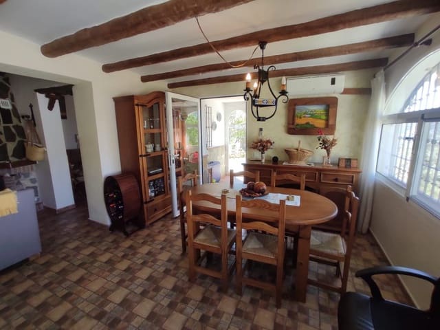 3 bedroom Finca/Country House for sale in Cómpeta - € 259,000 (Ref: 8245033)