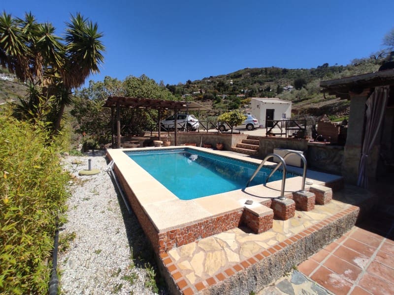 3 slaapkamer Finca/Landhuis te koop in Competa - € 259.000 (Ref: 8245033)