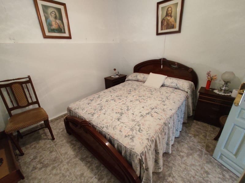 7 bedroom Townhouse for sale in Competa - € 320,000 (Ref: 8316043)