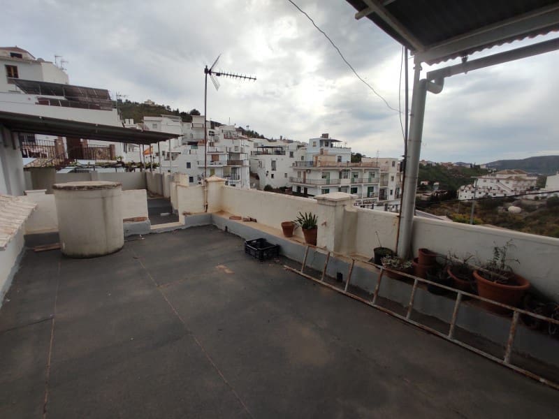 7 bedroom Townhouse for sale in Competa - € 320,000 (Ref: 8316043)