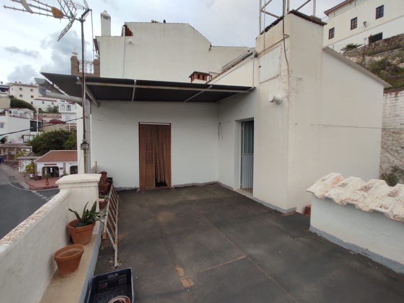 7 bedroom Townhouse for sale in Competa - € 320,000 (Ref: 8316043)