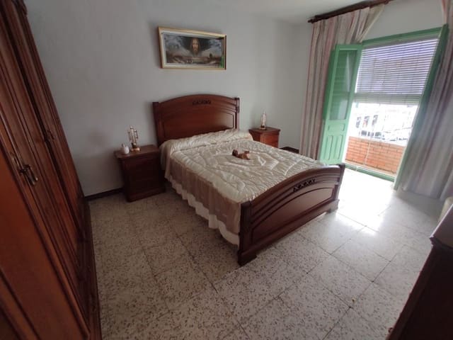 7 sypialnia Dom na sprzedaż w Cómpeta - 320 000 € (Ref: 8316043)