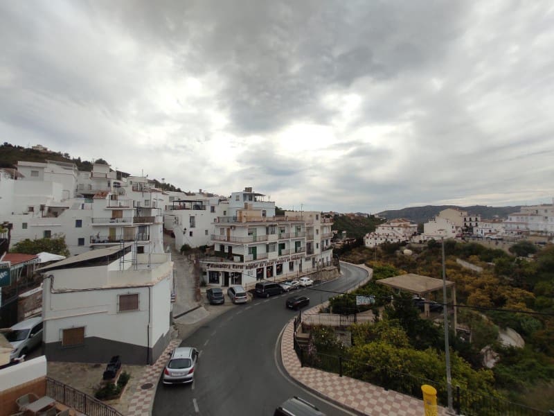 7 bedroom Townhouse for sale in Competa - € 320,000 (Ref: 8316043)