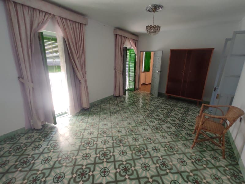 6 Zimmer Haus zu verkaufen in Competa - 185.400 € (Ref: 8385759)