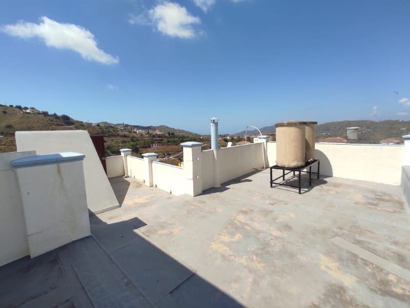 6 Zimmer Haus zu verkaufen in Competa - 185.400 € (Ref: 8385759)