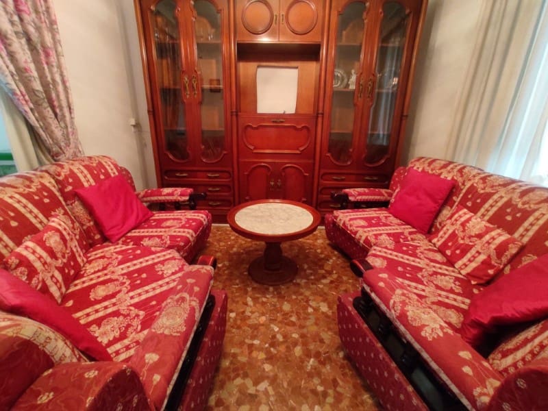 6 Zimmer Haus zu verkaufen in Competa - 185.400 € (Ref: 8385759)