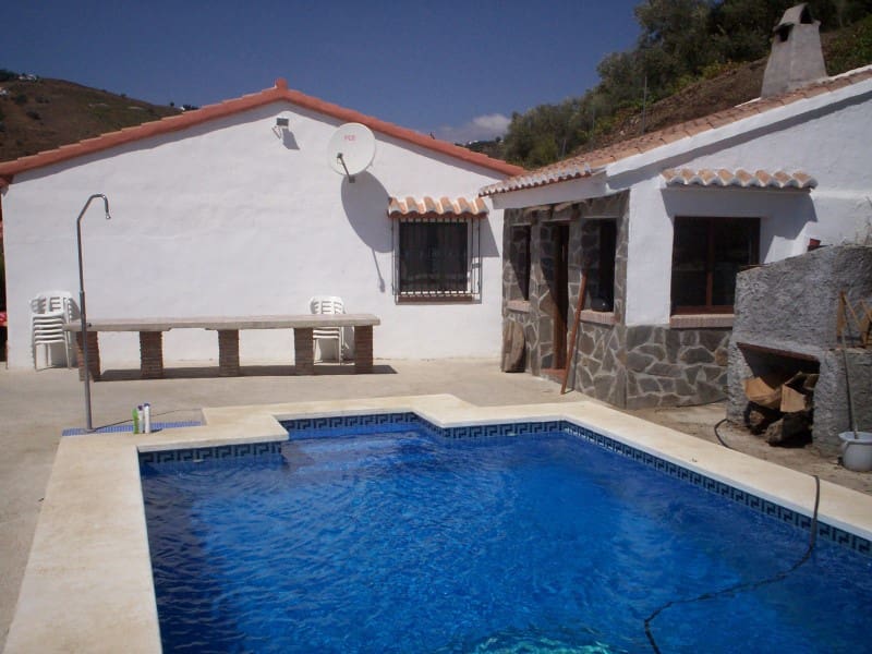 3 soveværelse Finca/Landehus til salg i Competa - € 400.000 (Ref: 8395350)