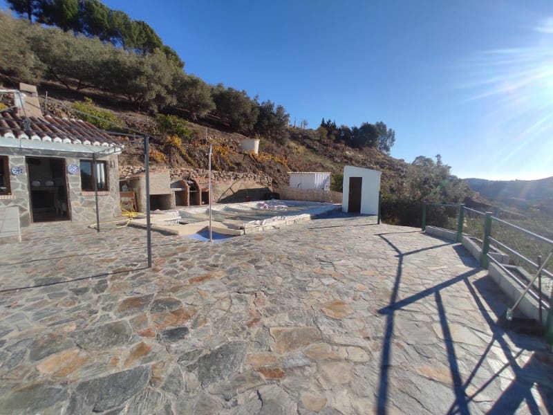 3 soveværelse Finca/Landehus til salg i Competa - € 400.000 (Ref: 8395350)