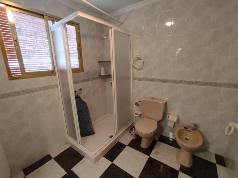 Casa de 3 habitaciones en Cómpeta en venta - 126.000 € (Ref: 8399025)