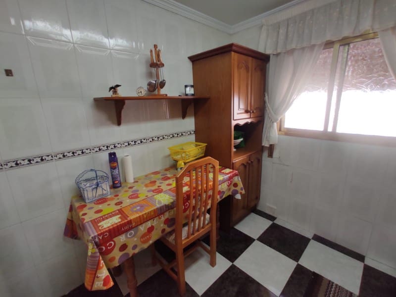 Casa de 3 habitaciones en Cómpeta en venta - 126.000 € (Ref: 8399025)