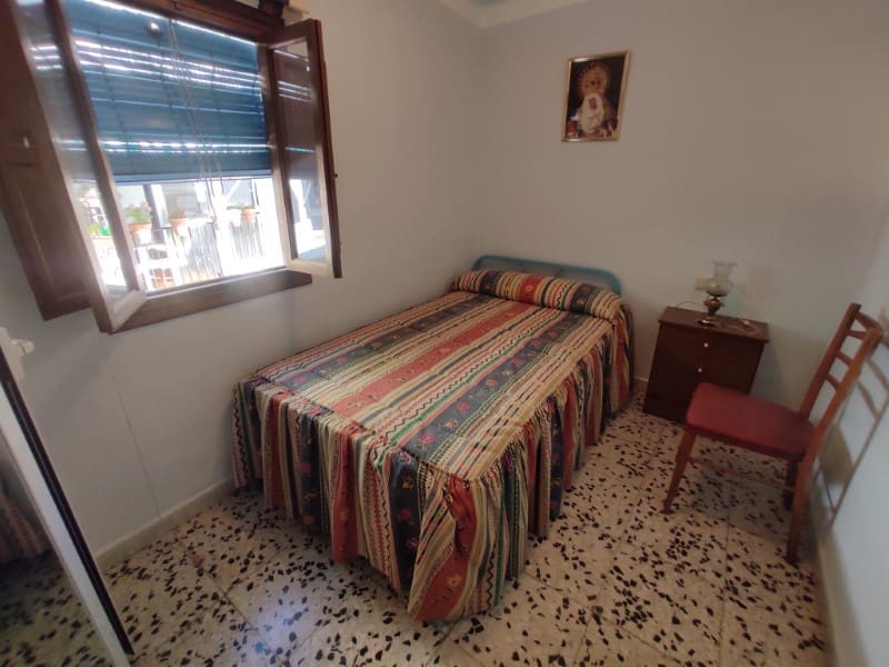 Casa de 3 habitaciones en Cómpeta en venta - 126.000 € (Ref: 8399025)