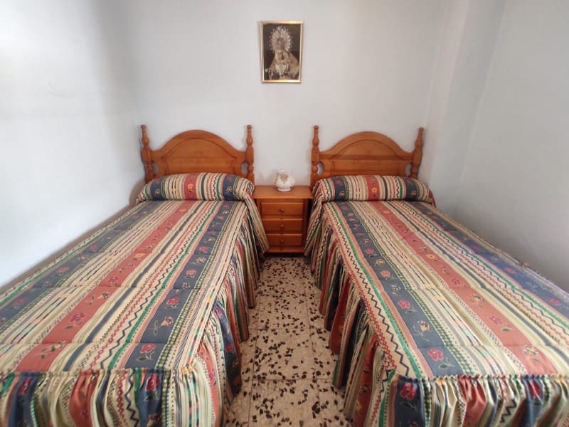 Casa de 3 habitaciones en Cómpeta en venta - 126.000 € (Ref: 8399025)