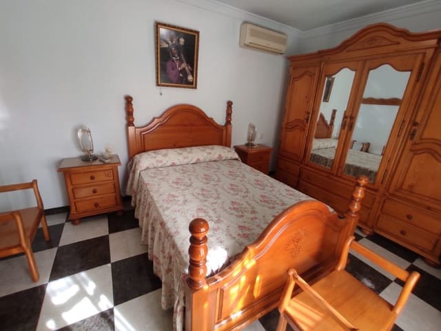 3 bedroom Townhouse for sale in Cómpeta - € 126,000 (Ref: 8399025)