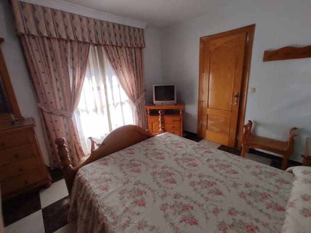 3 bedroom Townhouse for sale in Cómpeta - € 126,000 (Ref: 8399025)