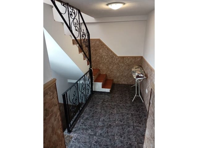 3 bedroom Townhouse for sale in Cómpeta - € 141,000 (Ref: 8464043)