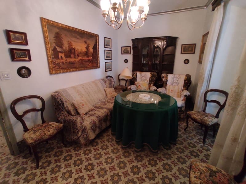 10 bedroom Townhouse for sale in Competa - € 212,000 (Ref: 8551334)