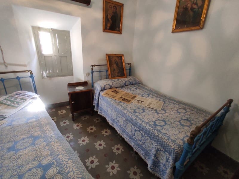 10 bedroom Townhouse for sale in Competa - € 212,000 (Ref: 8551334)