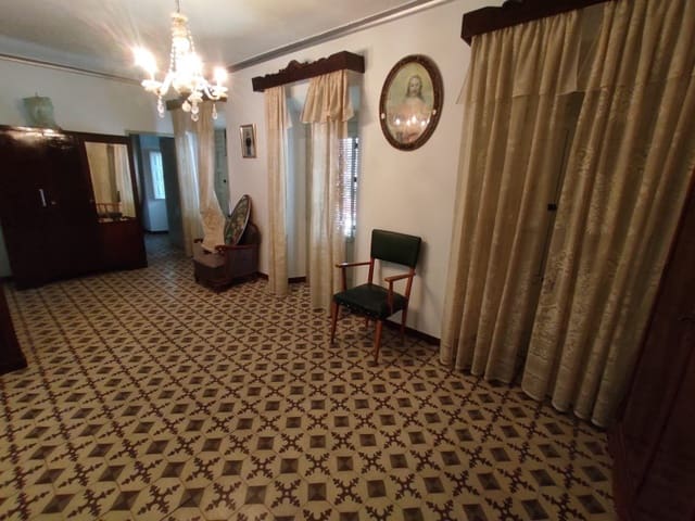 10 bedroom Townhouse for sale in Cómpeta - € 212,000 (Ref: 8551334)