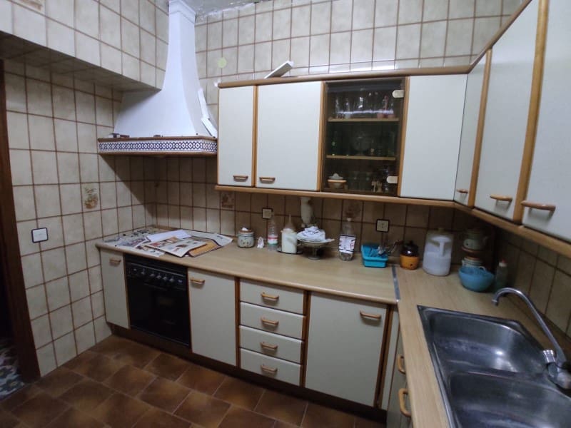 10 bedroom Townhouse for sale in Competa - € 212,000 (Ref: 8551334)