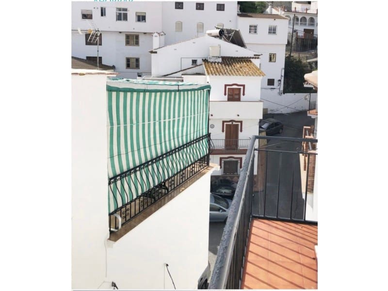 2 soverom Hus til salgs i Sayalonga - € 95 000 (Ref: 8570878)