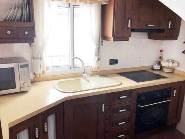 2 soverom Hus til salgs i Sayalonga - € 95 000 (Ref: 8570878)