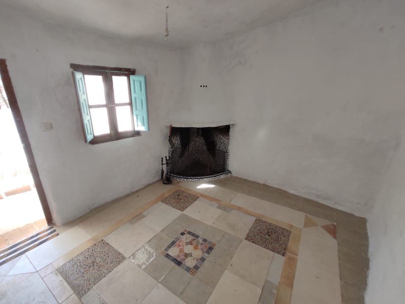 5 bedroom Townhouse for sale in Competa - € 180,000 (Ref: 8589279)