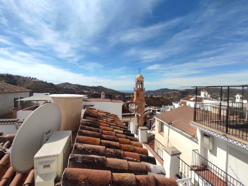5 bedroom Townhouse for sale in Competa - € 180,000 (Ref: 8589279)