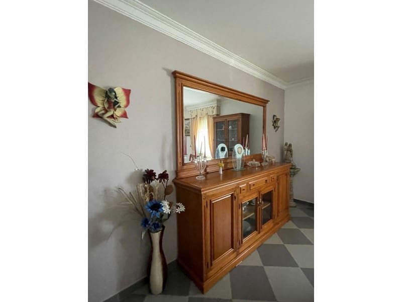 2 soveværelse Byhus til leje i Competa - € 700 (Ref: 8634970)