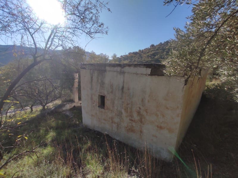 3 bedroom Finca/Country House for sale in Archez - € 84,000 (Ref: 8638923)