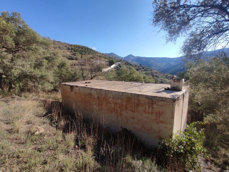 3 bedroom Finca/Country House for sale in Archez - € 84,000 (Ref: 8638923)