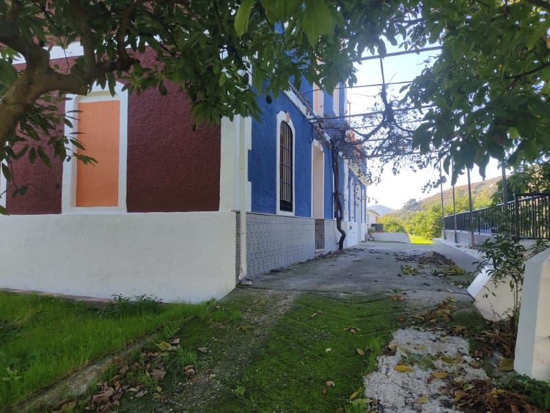 3 bedroom Finca/Country House for sale in Archez - € 790,000 (Ref: 8641004)