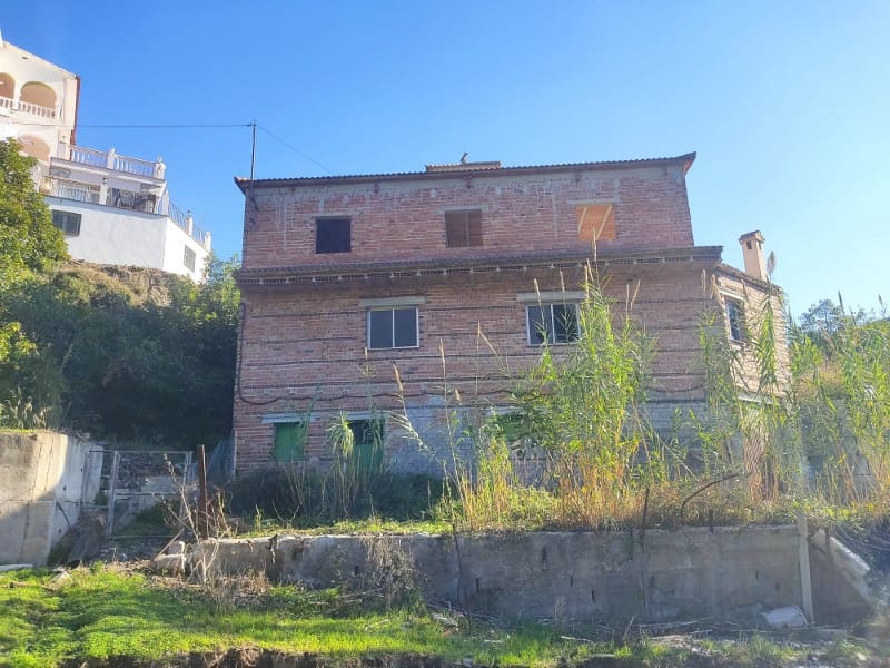 Finca/Country House for sale in Archez with garage - € 100,000 (Ref: 8641005)