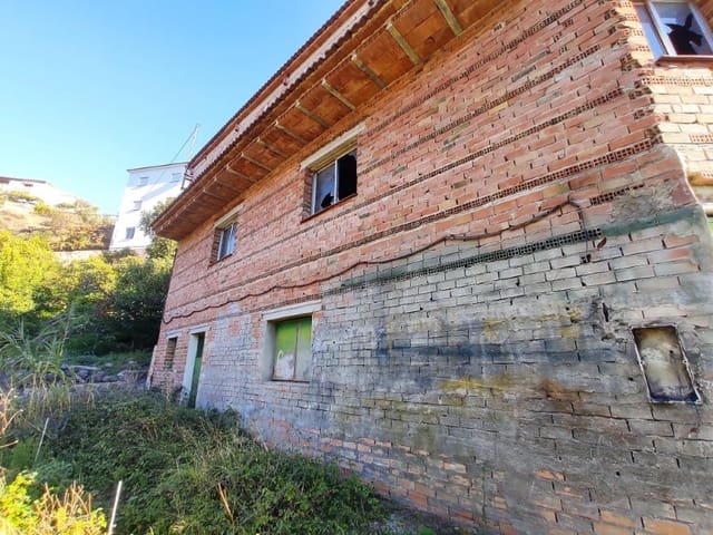 Finca/Country House for sale in Archez with garage - € 100,000 (Ref: 8641005)