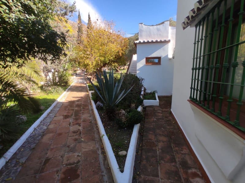 4 makuuhuone Maalaistalo vuokrattavana paikassa Competa - 2 000 € (Ref: 8658583)