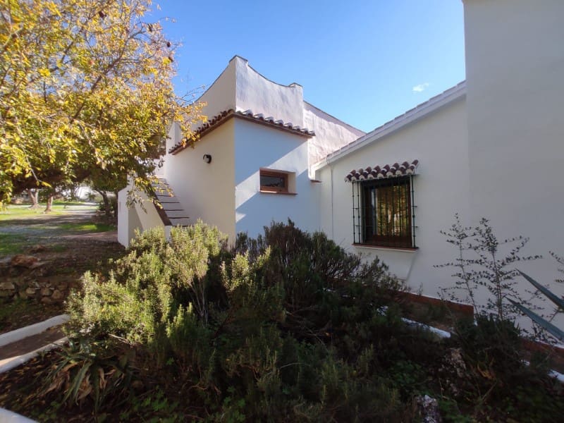 4 makuuhuone Maalaistalo vuokrattavana paikassa Competa - 2 000 € (Ref: 8658583)