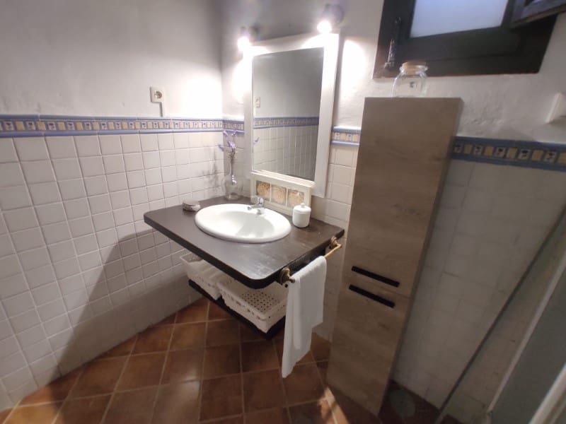 2 soveværelse Finca/Landehus til leje i Sayalonga - € 1.400 (Ref: 8737658)