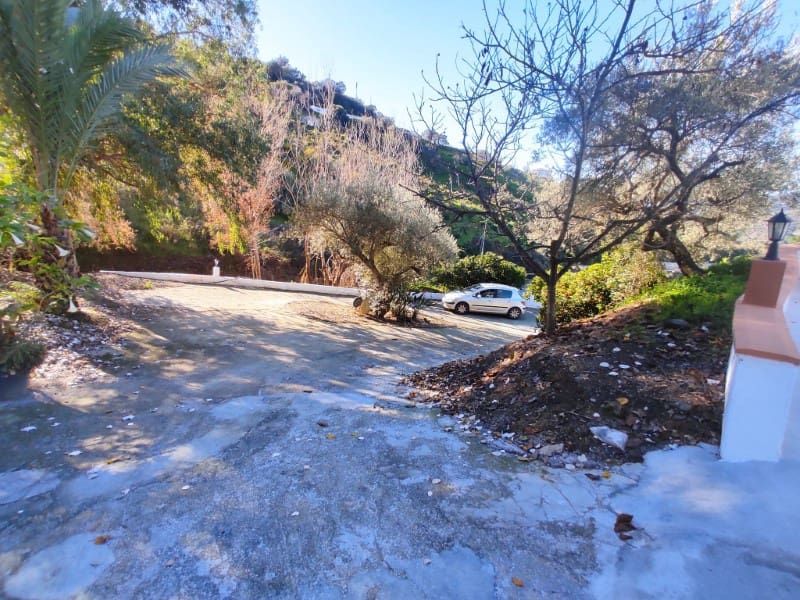 2 soveværelse Finca/Landehus til leje i Sayalonga - € 1.400 (Ref: 8737658)