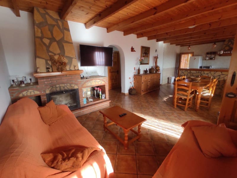4 slaapkamer Finca/Landhuis te huur in Sayalonga - € 1.600 (Ref: 8834684)